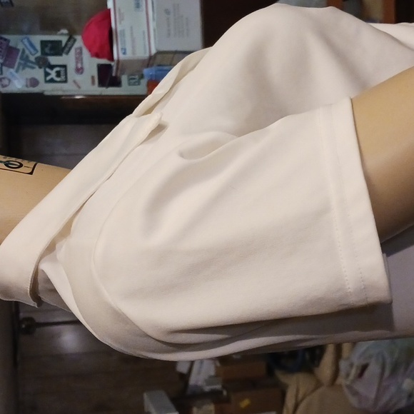 Nick & Sarah Unique Short Sleeve Meet in the Middle Split Hem Top Sz L juniors - Picture 7 of 13